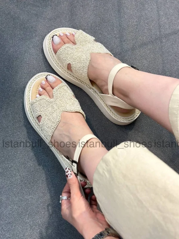 صندل آوین