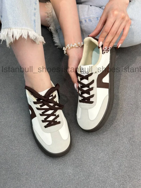 ونس ملور