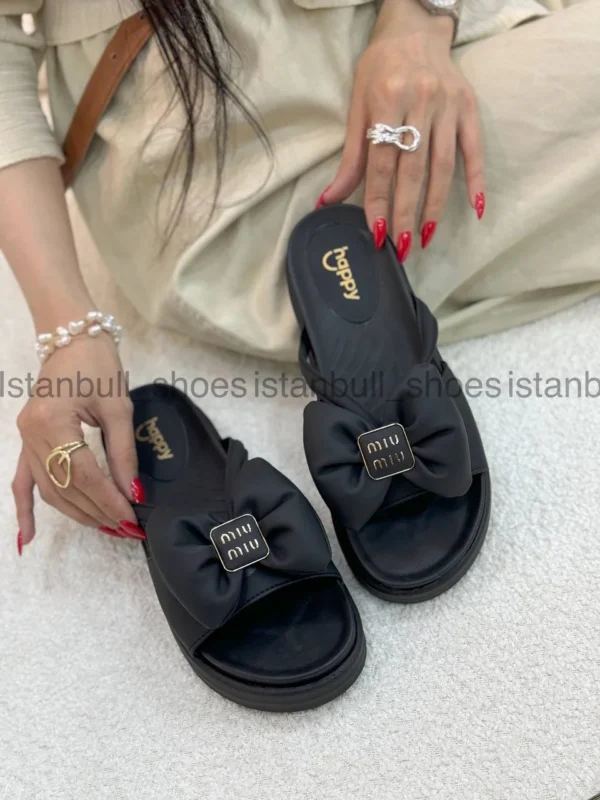 اسلیپر لاریسا