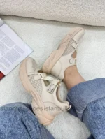 کتونی توری میا
