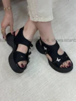 صندل دنیلا